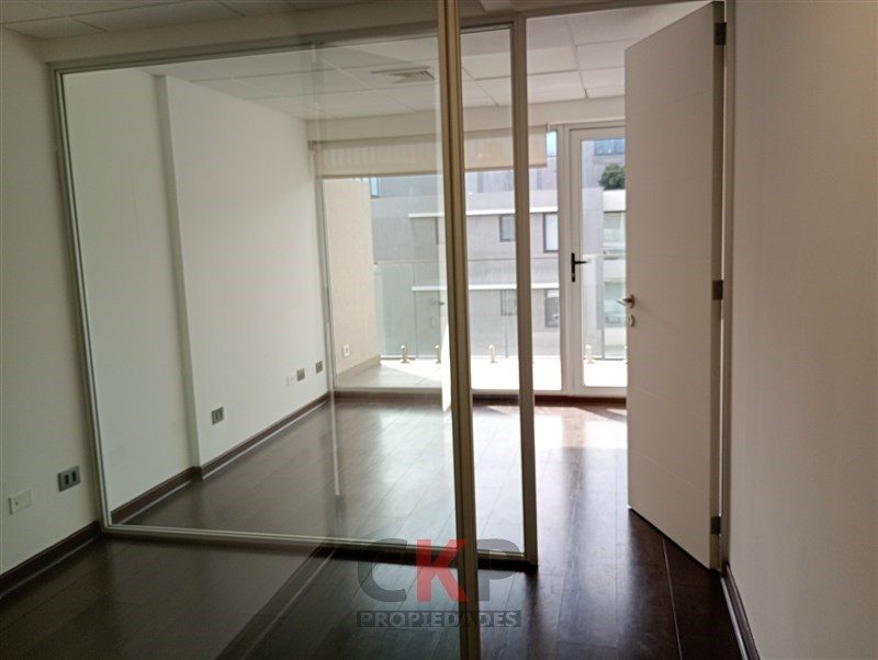 Oficina en arriendo en Las Condes — foto 3