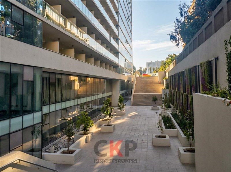Oficina en arriendo en Las Condes — foto 1