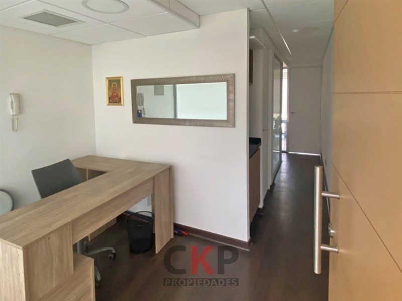 Oficina en arriendo en Las Condes — foto 10