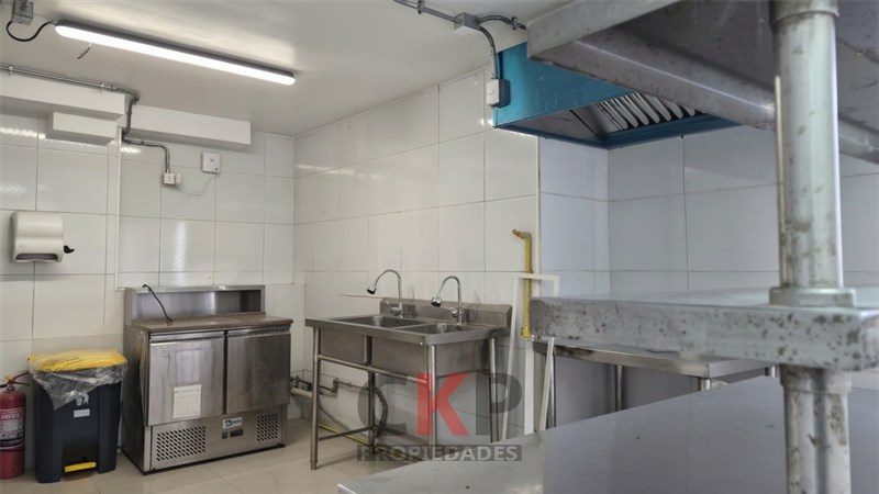 Local comercial en arriendo en Lo Barnechea — foto 4
