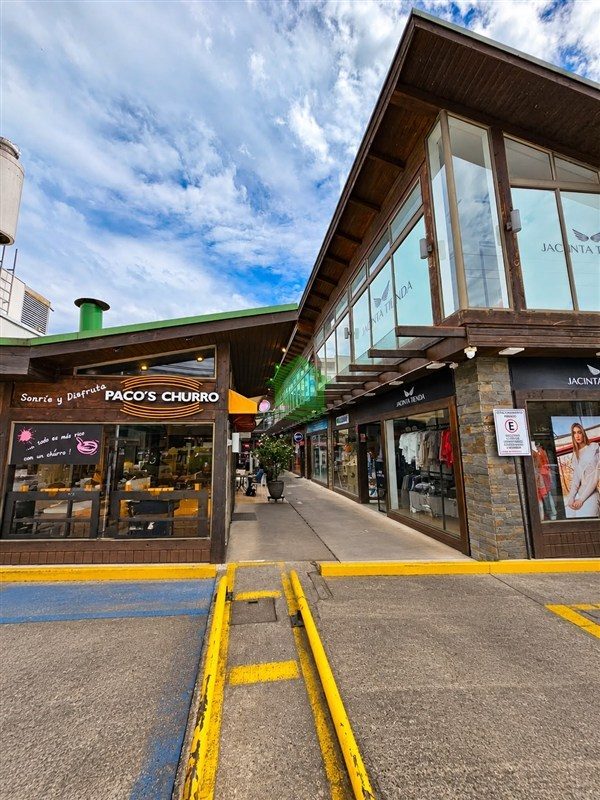 Local comercial en arriendo en Valdivia — foto 1