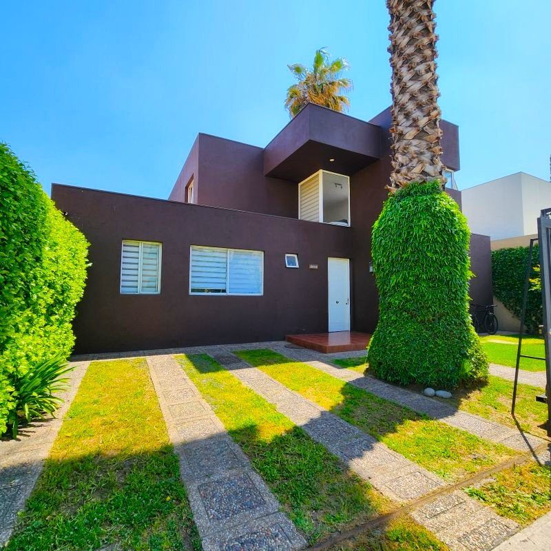 Casa en venta en Peñalolén — foto 1