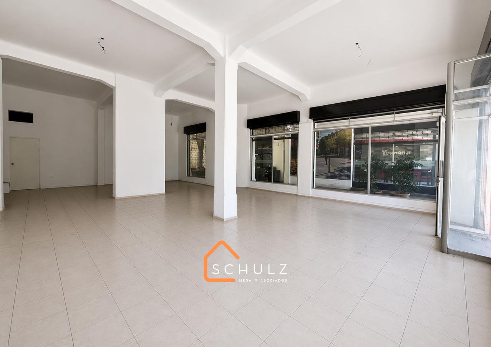 Local comercial en arriendo en Talca — foto 3
