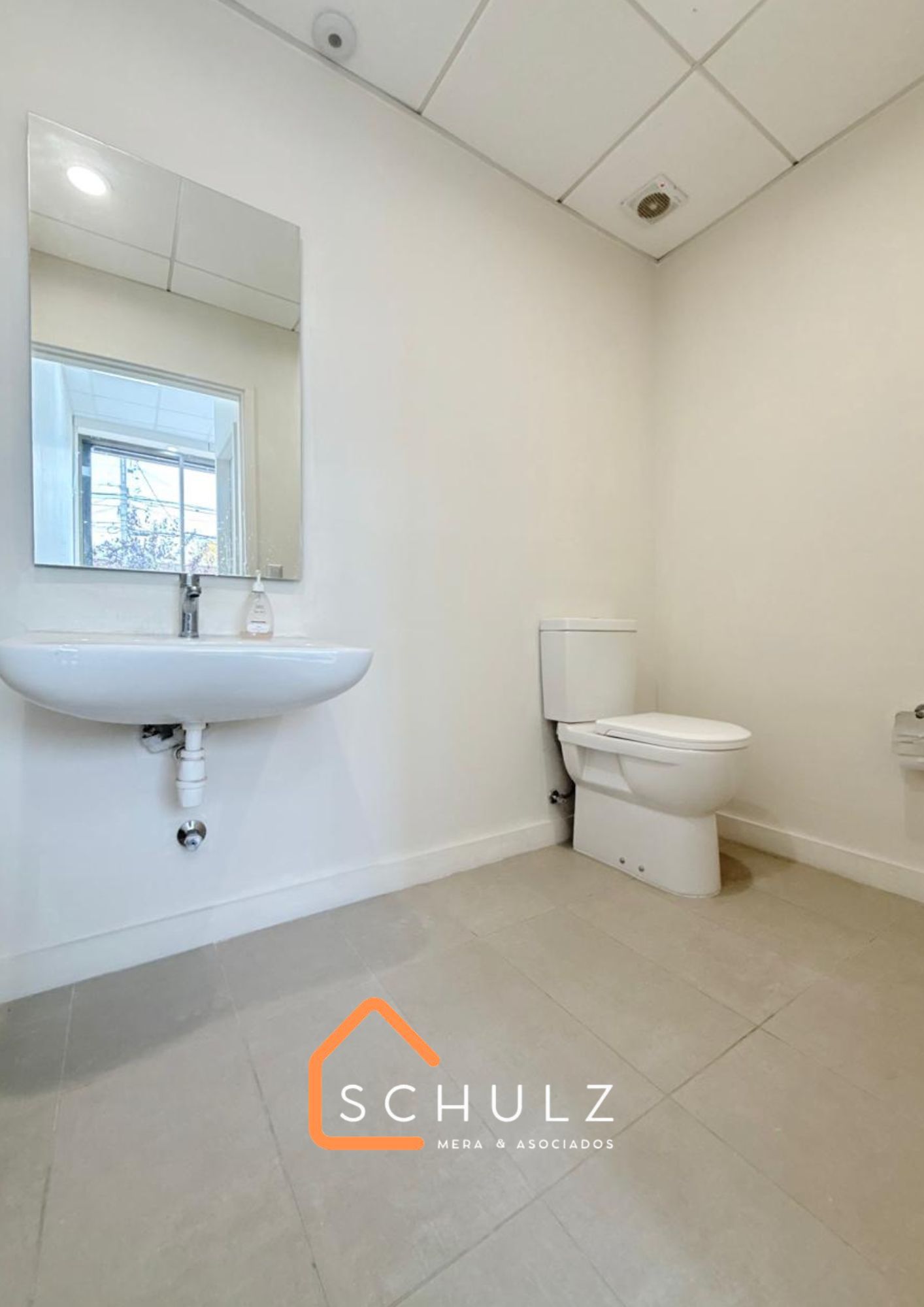 Local comercial en arriendo en Talca — foto 4