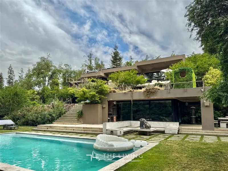 Casa en venta en Lo Barnechea — foto 1