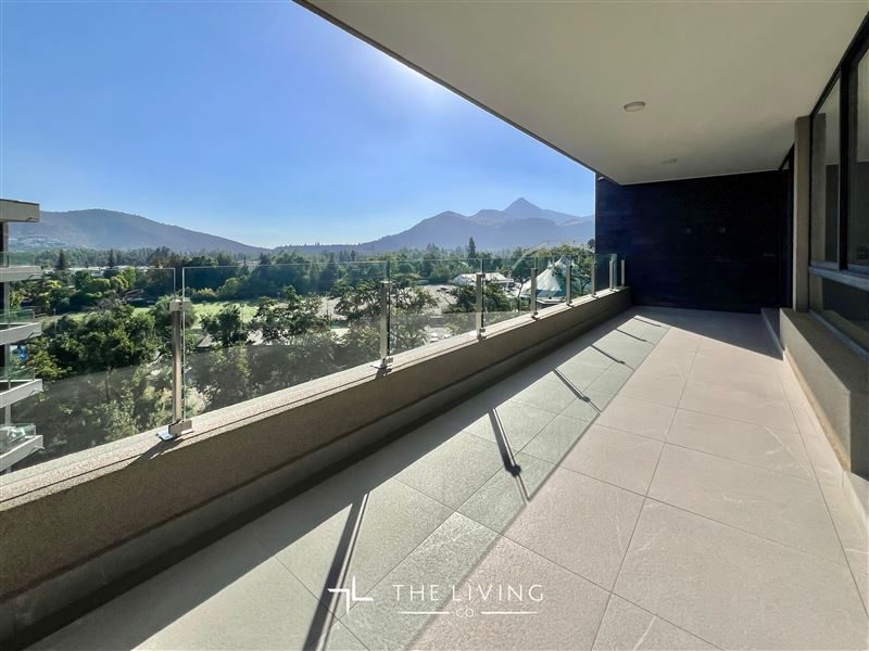 Departamento en arriendo en Lo Barnechea — foto 1