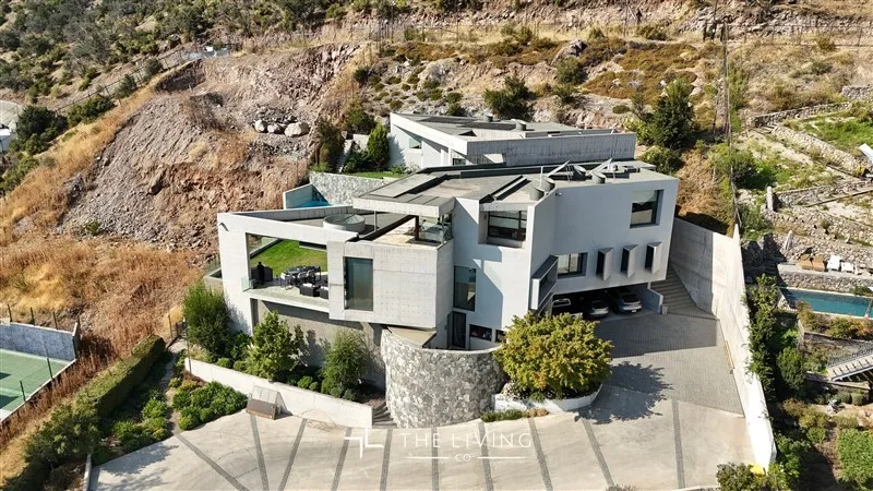 Casa en venta en Lo Barnechea — foto 1