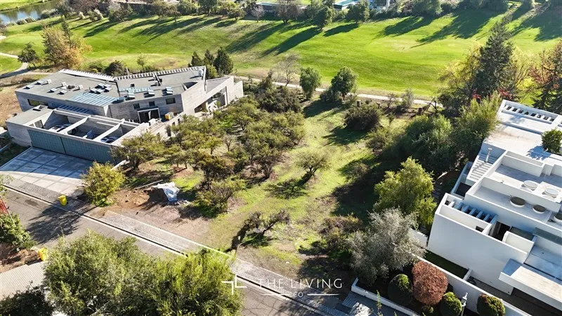 Terreno en venta en Lo Barnechea — foto 1