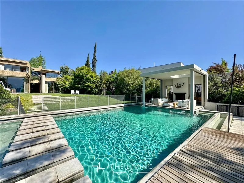 Casa en venta en Lo Barnechea — foto 1