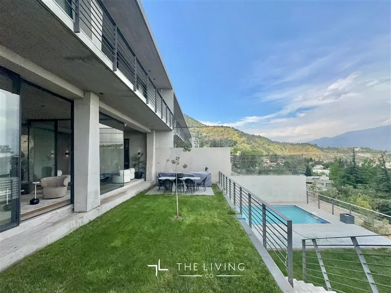 Casa en venta en Vitacura — foto 1