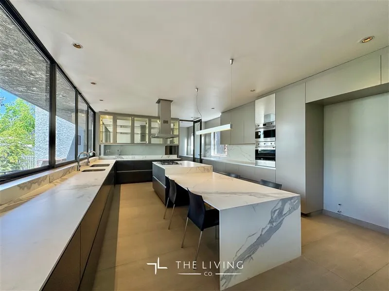 Casa en venta en Lo Barnechea — foto 2