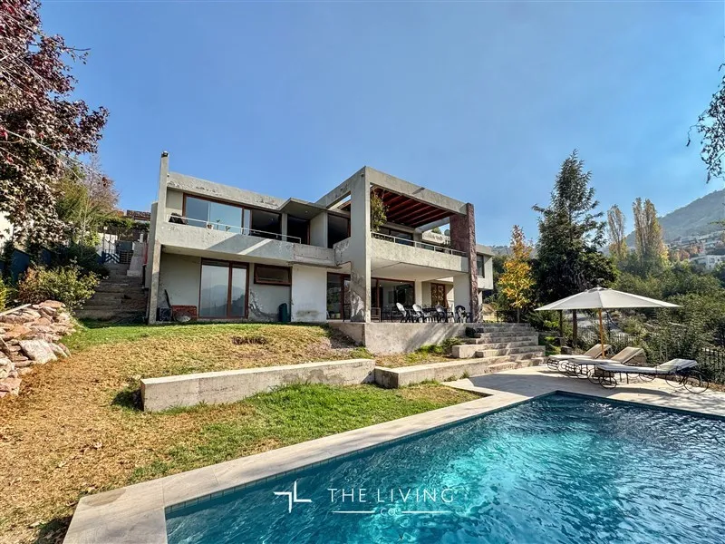Casa en venta en Lo Barnechea — foto 1