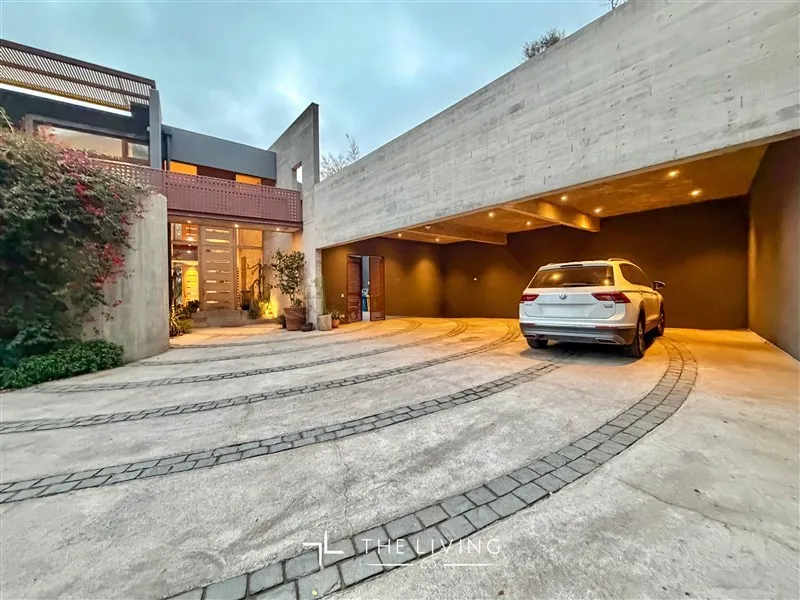 Casa en venta en Vitacura — foto 1
