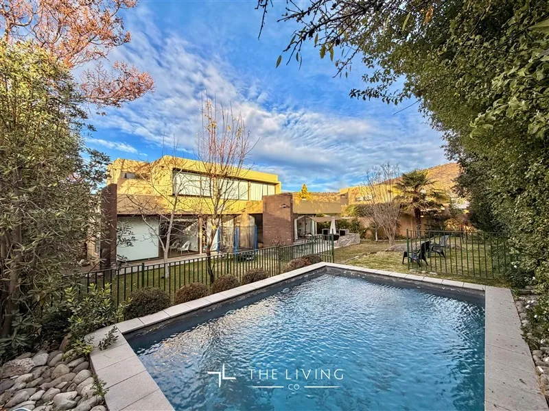 Casa en venta en Lo Barnechea — foto 1