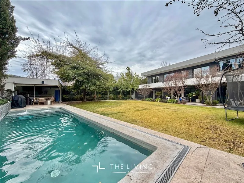 Casa en venta en Lo Barnechea — foto 1