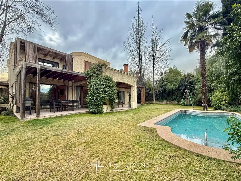 Casa en venta en Lo Barnechea — foto 2