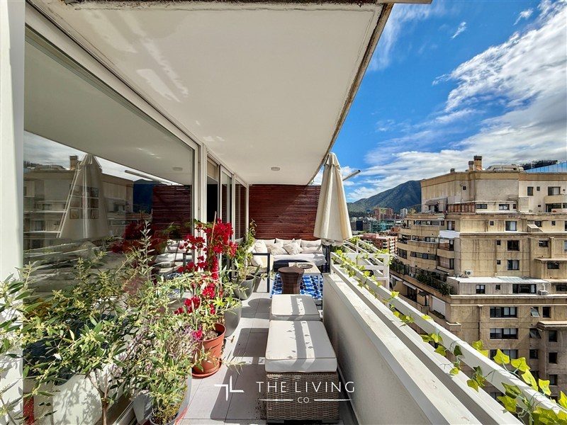 Departamento en arriendo en Vitacura — foto 2