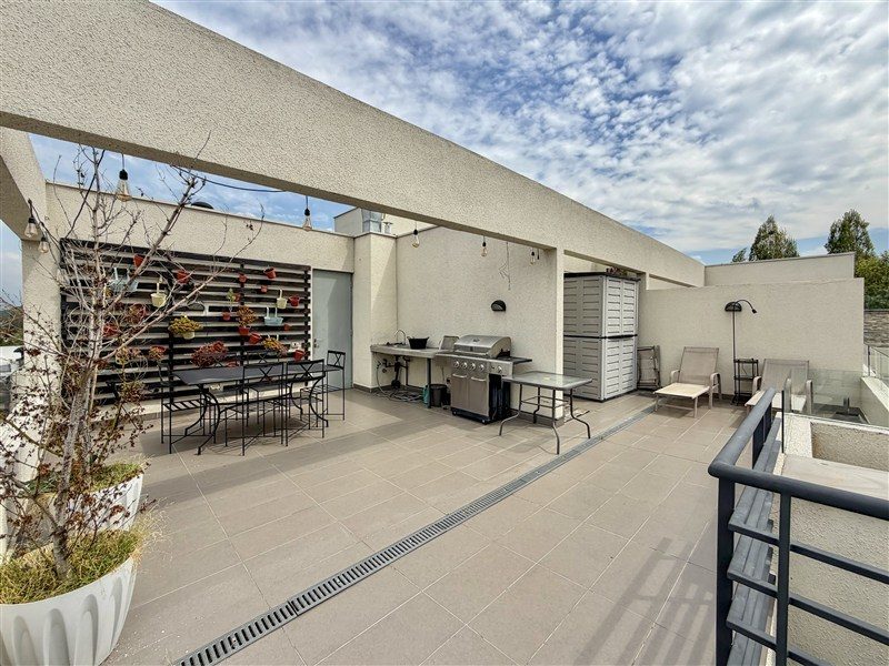 Departamento en venta en Lo Barnechea — foto 2
