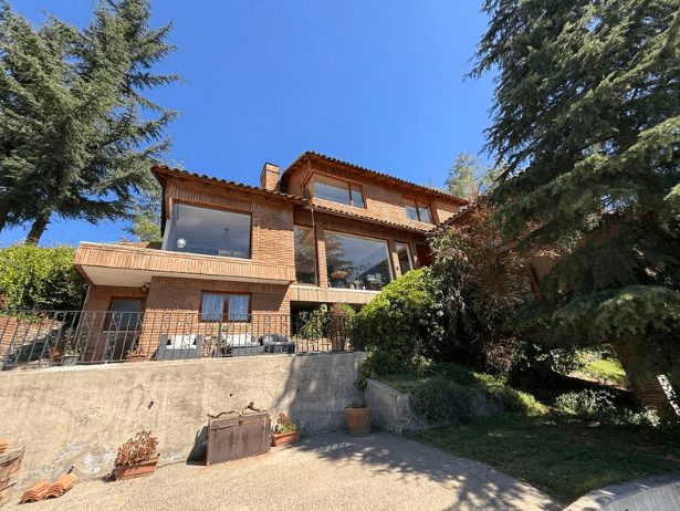 Casa en venta en Lo Barnechea — foto 1
