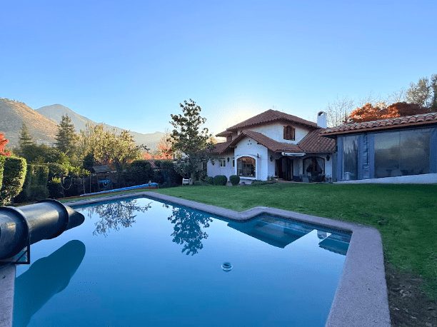 Casa en venta en Lo Barnechea — foto 2