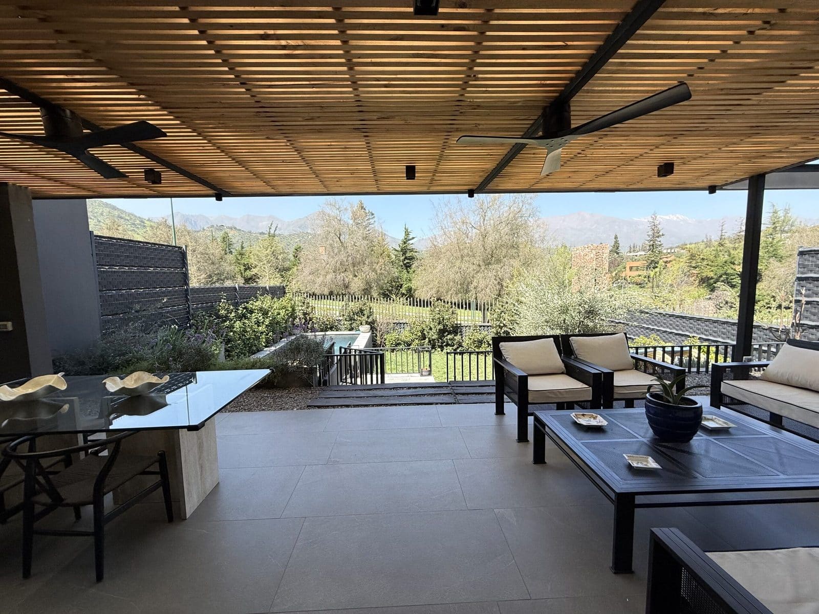 Casa en arriendo en Lo Barnechea — foto 1
