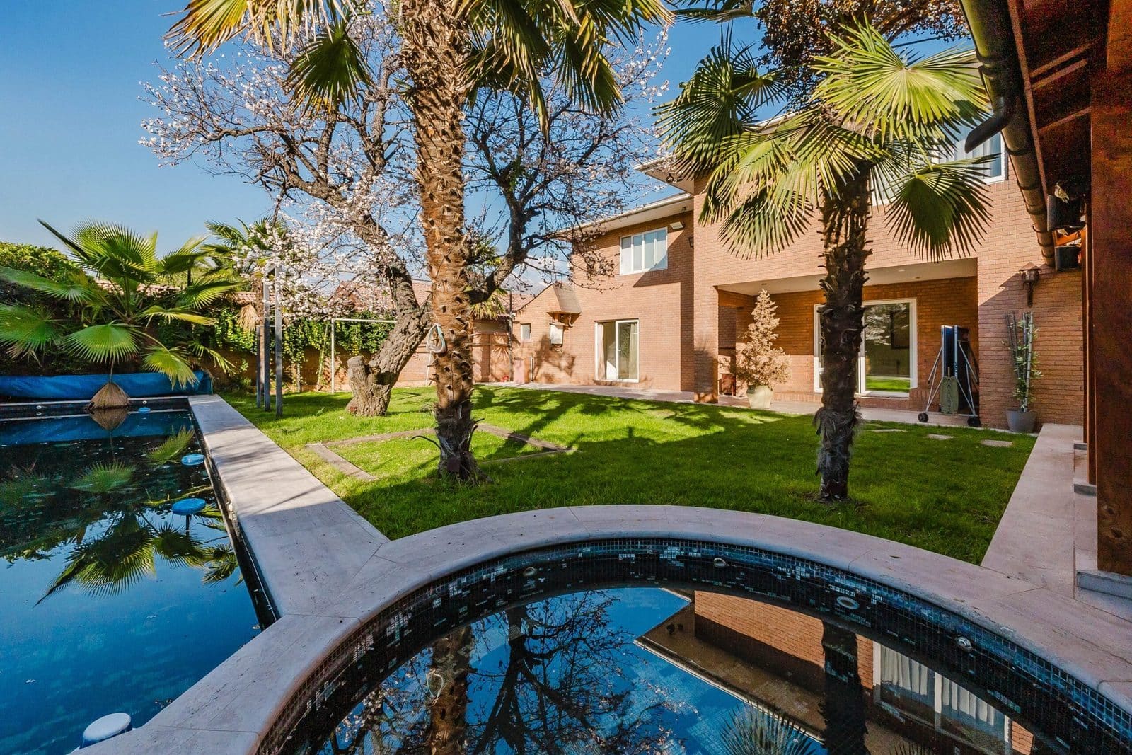 Casa en venta en Las Condes — foto 1