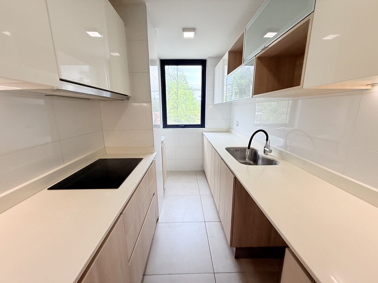 Departamento en arriendo en Lo Barnechea — foto 2