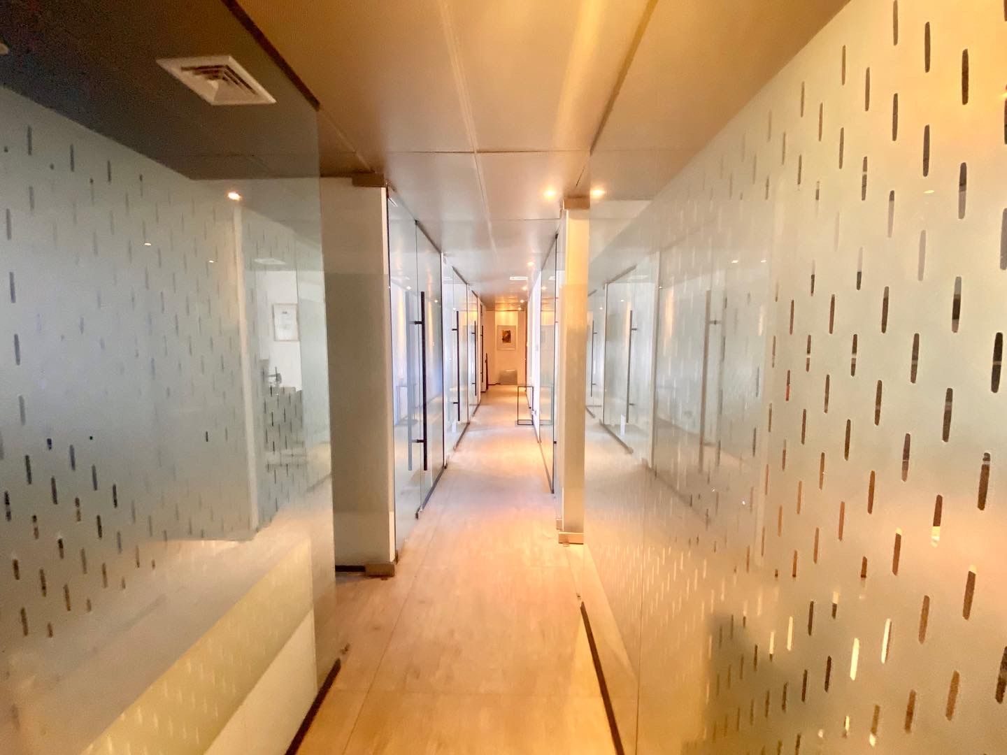Oficina en arriendo en Vitacura — foto 1