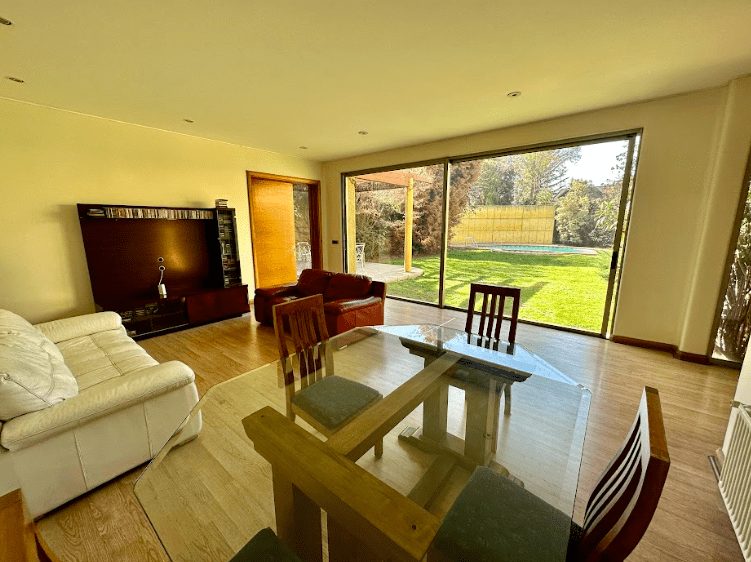 Casa en venta en Lo Barnechea — foto 2