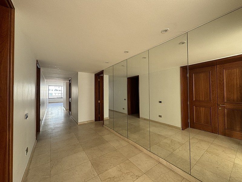 Departamento en arriendo en Las Condes — foto 5