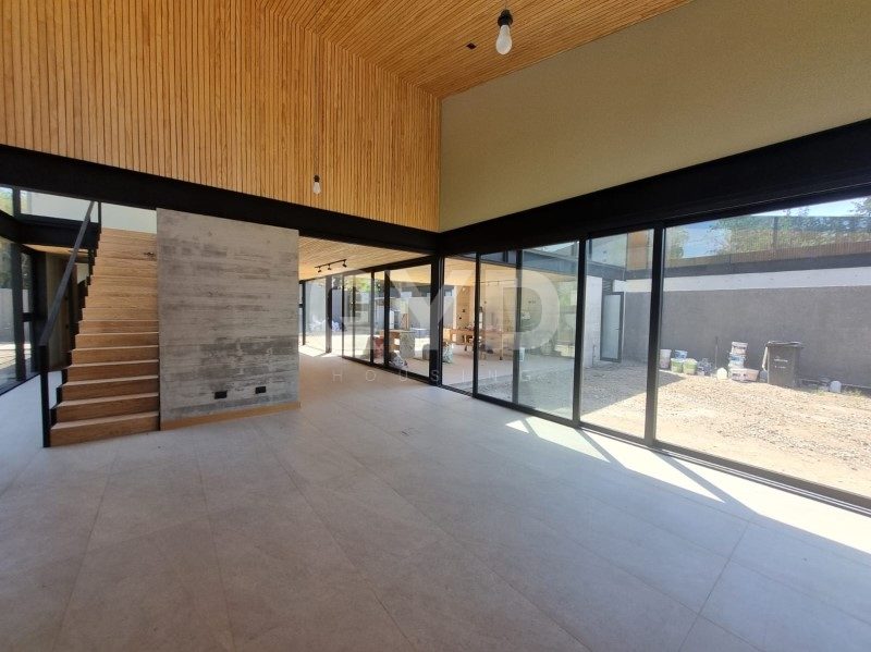 Casa en venta en Lo Barnechea — foto 2