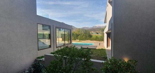 Casa en venta en Lo Barnechea — foto 2