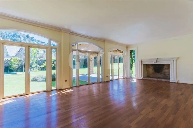 Casa en arriendo en Vitacura — foto 1
