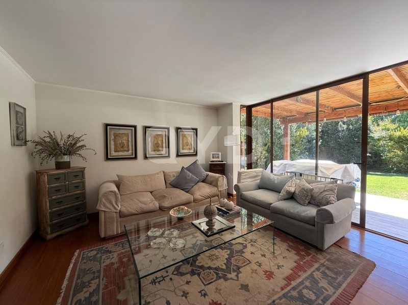 Casa en arriendo en Lo Barnechea — foto 1