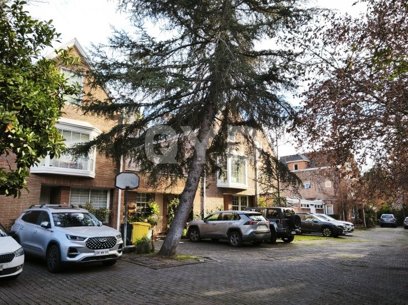 Casa en venta en Lo Barnechea — foto 1