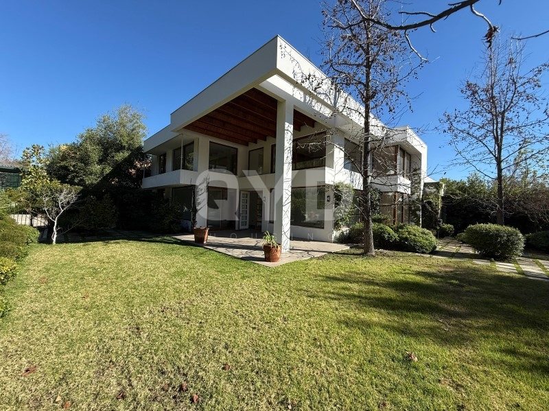 Casa en arriendo en Las Condes — foto 1