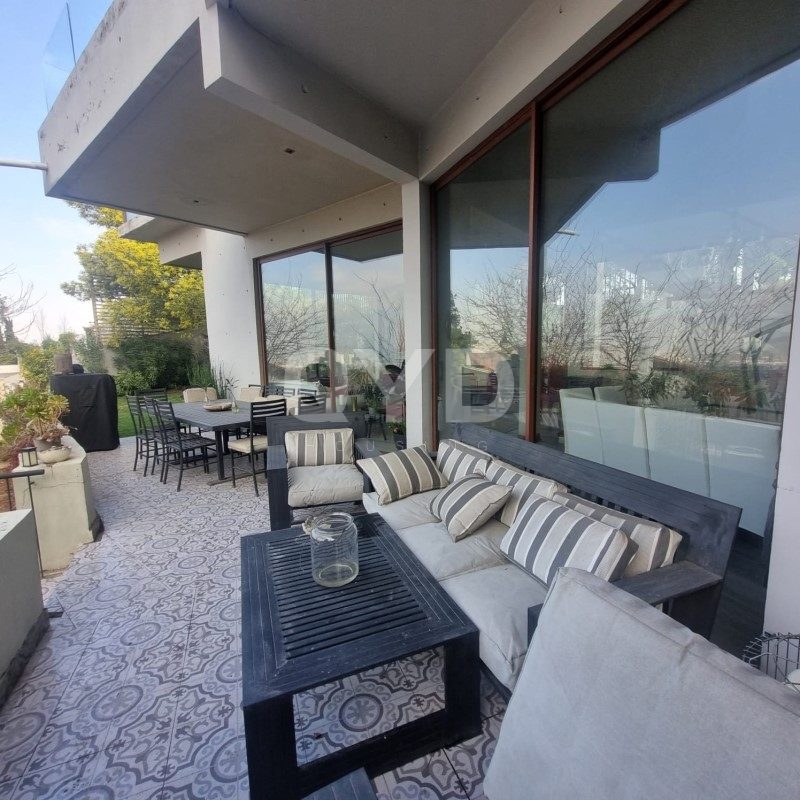 Casa en arriendo en Vitacura — foto 1