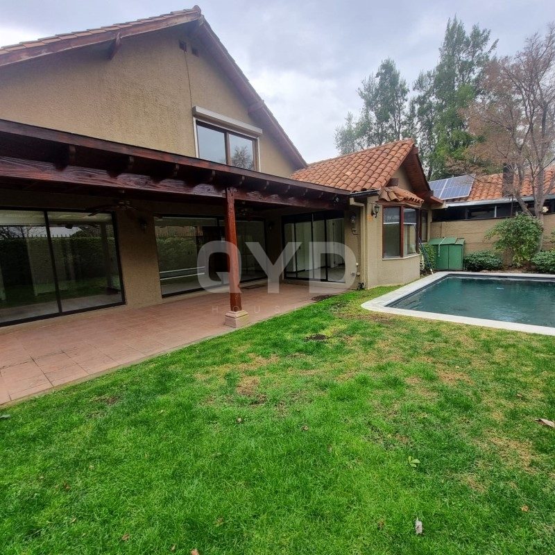 Casa en arriendo en Lo Barnechea — foto 1