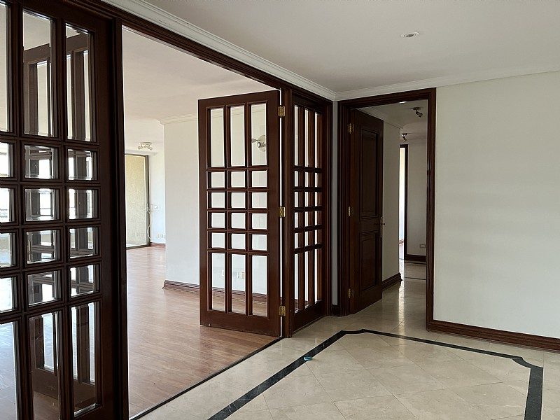 Departamento en arriendo en Las Condes — foto 1
