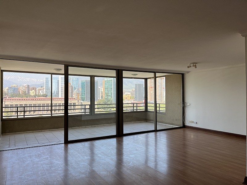 Departamento en arriendo en Las Condes — foto 4