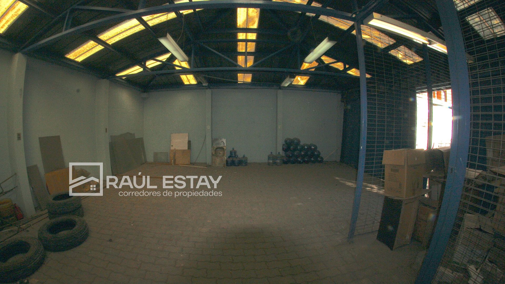 Local comercial en arriendo en Los Andes — foto 2