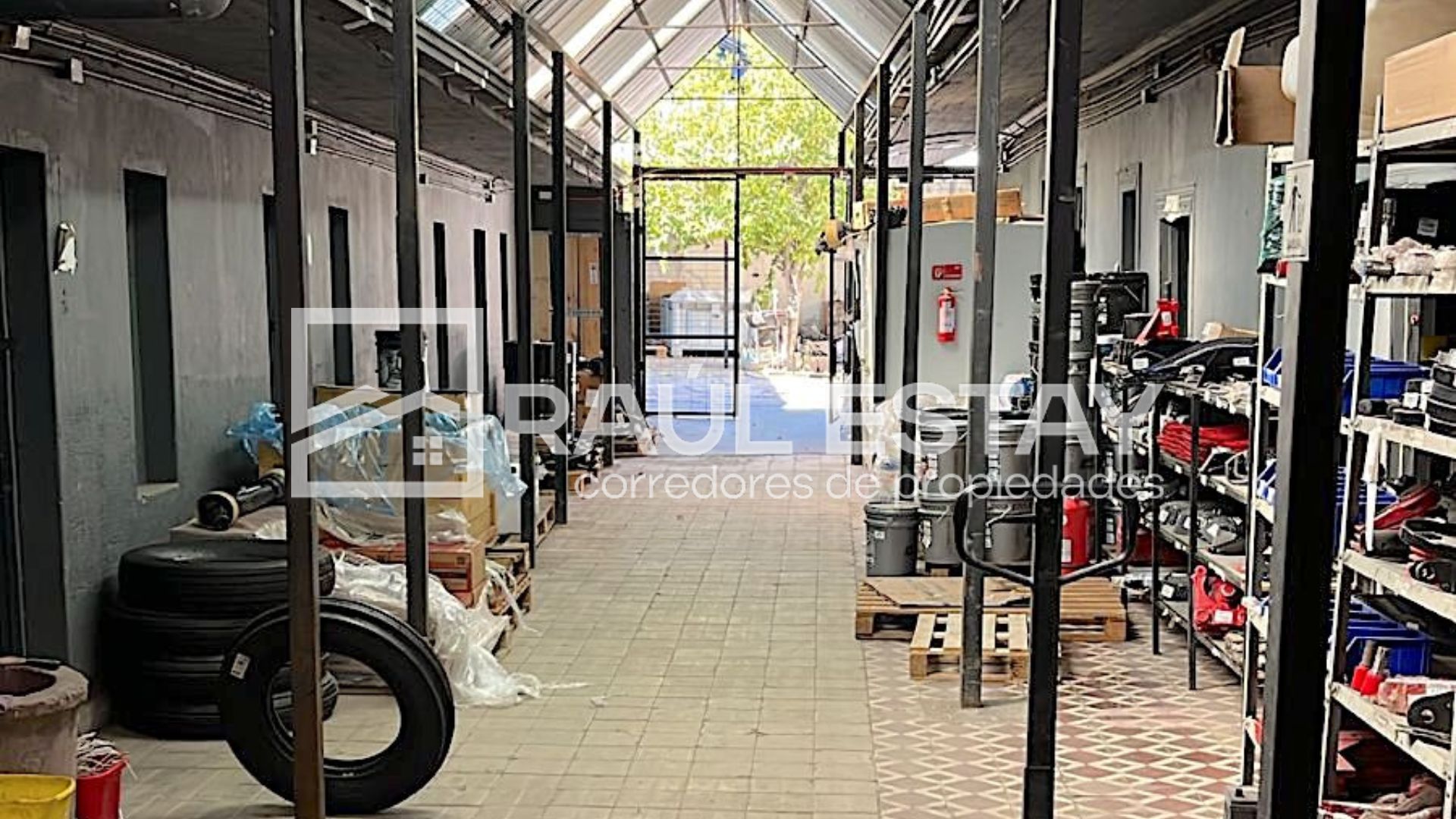 Local comercial en arriendo en Los Andes — foto 3
