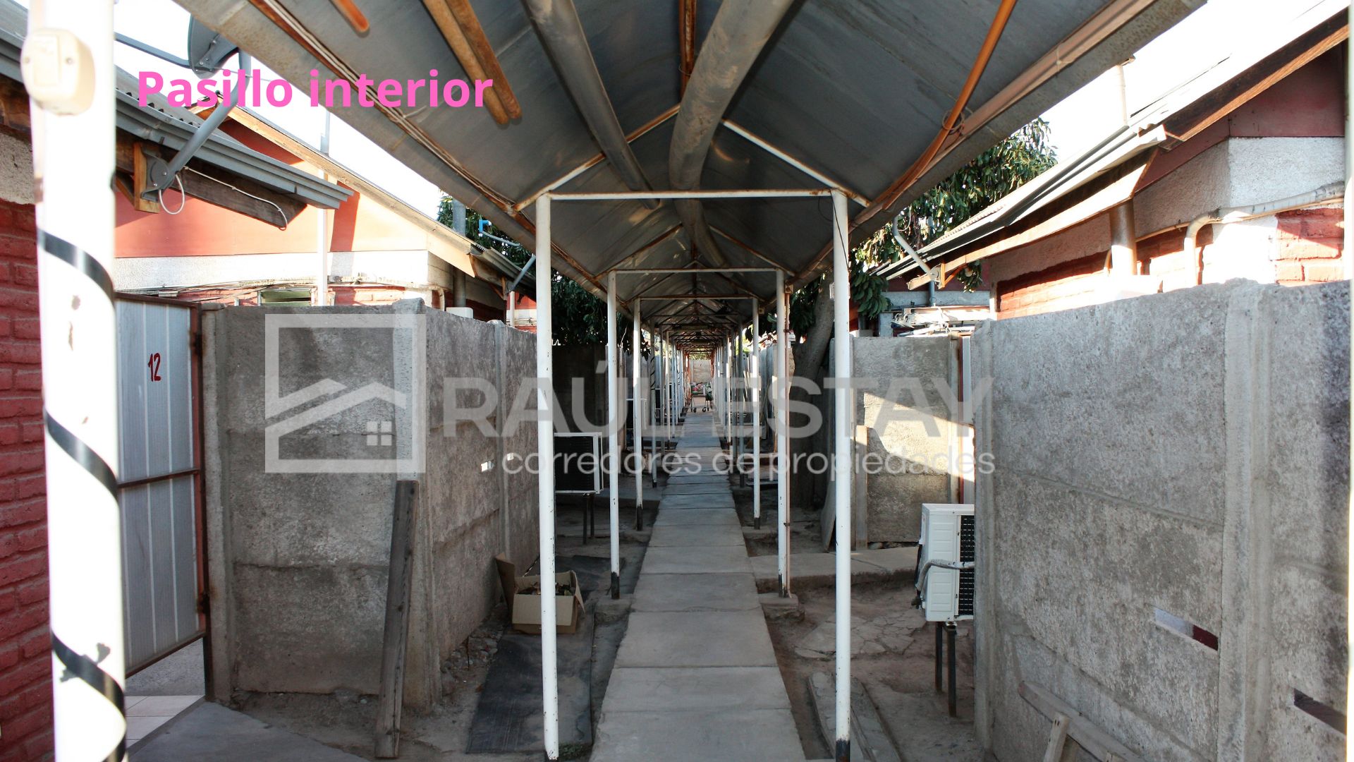 Local comercial en venta en Calle Larga — foto 4