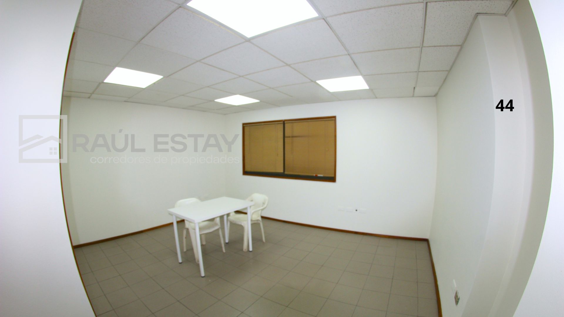 Oficina en arriendo en Los Andes — foto 9