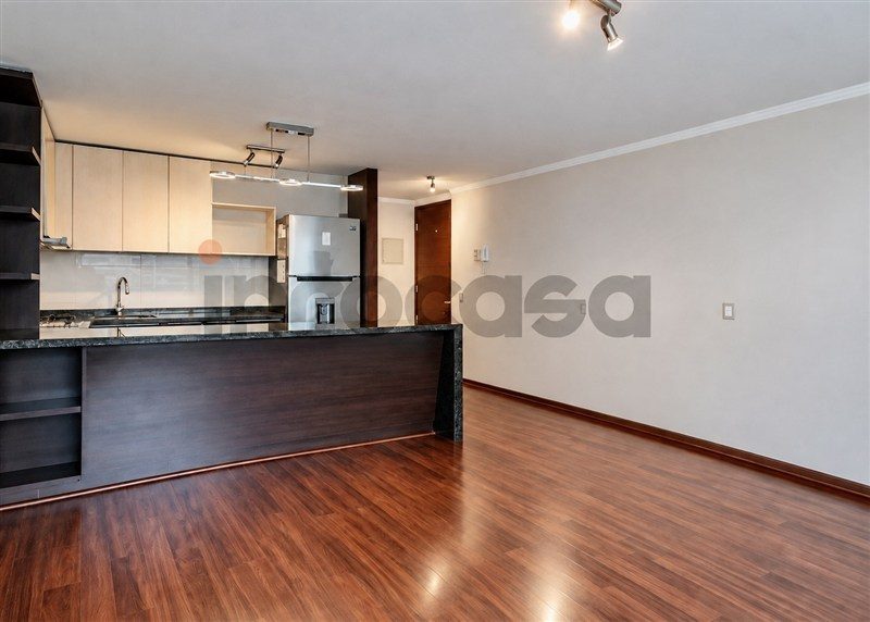 Departamento en arriendo en Las Condes — foto 1