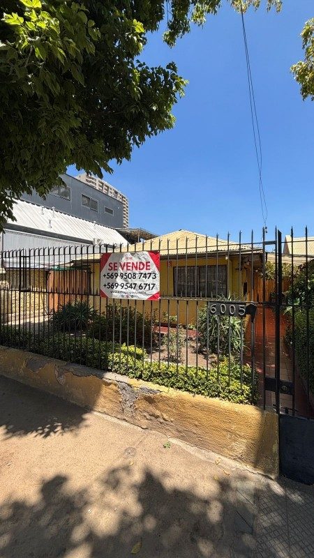 Casa en venta en Macul — foto 1