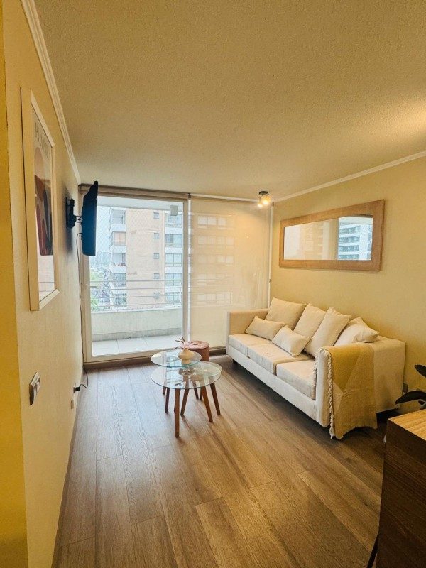 Departamento en arriendo en Macul — foto 1