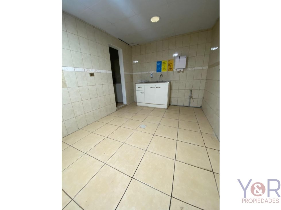 Local comercial en arriendo en Calama — foto 9
