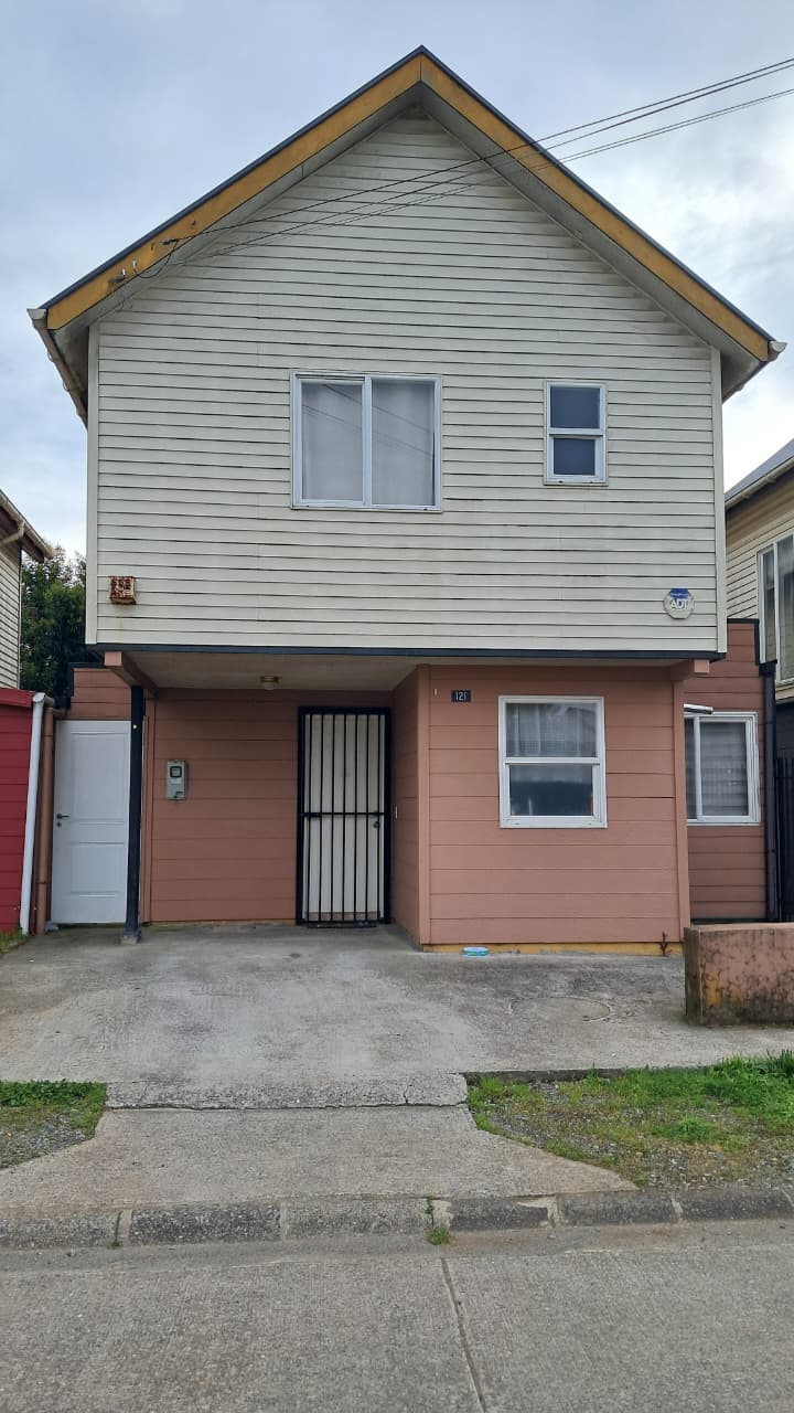 Casa en arriendo en Valdivia — foto 1
