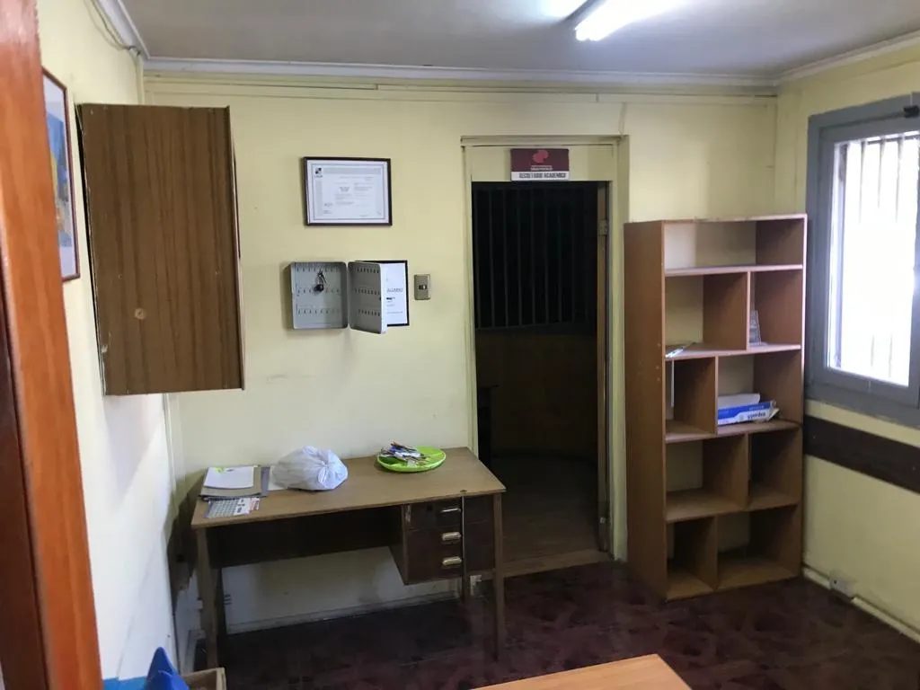 Oficina en arriendo en El Bosque — foto 6
